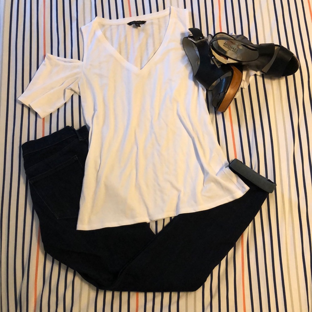 Banana Republic white cold-shoulder blouse